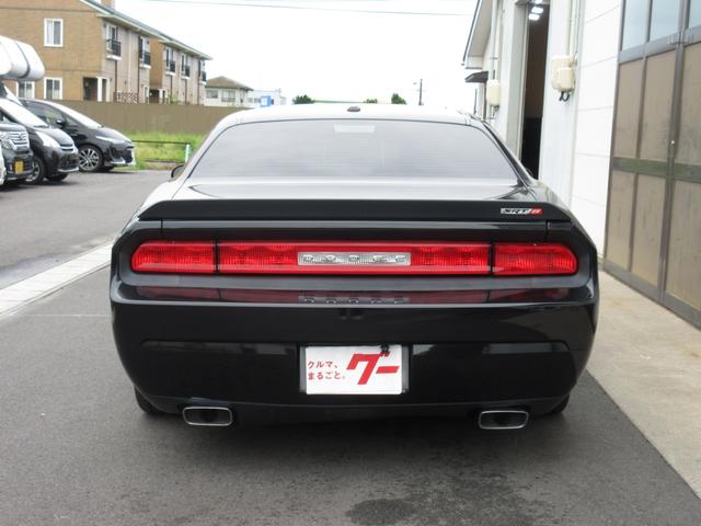 SRT8 6速MT ブレンボブレーキ ナビTV 新車並行(3枚目)
