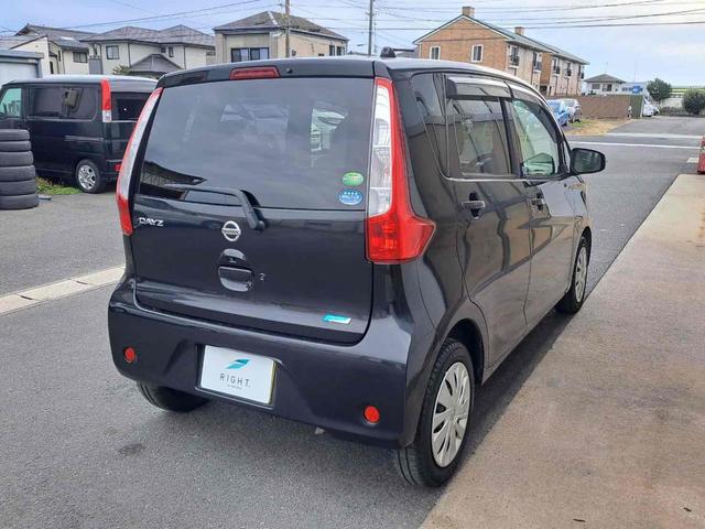 デイズ X Vセレクション+セーフティII ETC 全周囲カメラ ナビ 衝突被害軽減システム スマートキー アイドリングストップ ベンチシート CVT 盗難防止システム ABS ESC ミュージックプレイヤー接続可 衝突安全ボディ エアコン(15枚目)