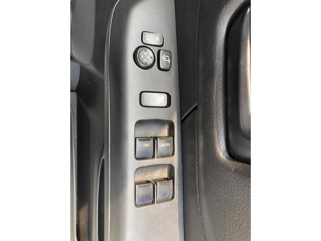 G 4WD アイドリングストップ CDオーディオ シートヒーター ベンチシート フルフラット 電動格納ミラー スマートキー プッシュスタート 両側スライドドア CVT 盗難防止システム 衝突安全ボディ(15枚目)