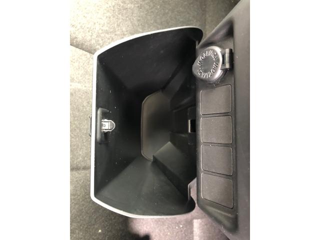 G 4WD 両側電動スライドドア バックカメラ LEDヘッドライト オートライト ウォークスルー オートマチックハイビーム クリアランスソナー アイドリングストップ スマートキー プッシュスタート ABS(33枚目)