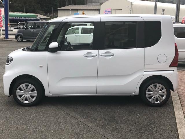 X 4WD 禁煙車 届出済未使用車 バックカメラ 両側スライド・片側電動 クリアランスソナー レーンアシスト 衝突被害軽減システム オートライト LEDヘッドランプ スマートキー アイドリングストップ(17枚目)