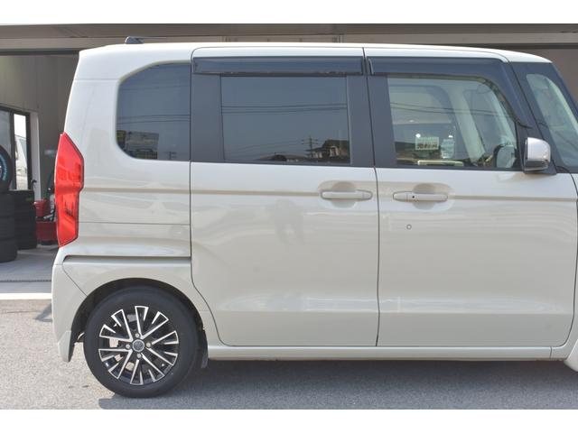 G・Lホンダセンシング ドラレコ ETC バックカメラ 衝突被害軽減ブレーキ オートライト アダプティブクルーズコントロール 左側パワースライドドア Bluetooth CD/DVD 社外ホイール USB端子(18枚目)