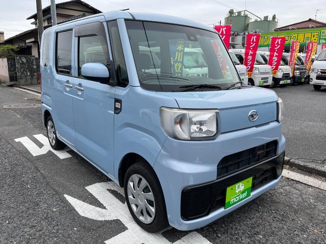 Ｄデラックス　ＳＡＩＩ　ＣＶＴ　４ＷＤ　２人乗り　衝突軽減サポート　地デジナビＢｌｕｅｔｏｏｔｈ機能付　アイドリングストップ　キーレス　ＥＴＣ　パワーウィンドウ　電格ミラー(13枚目)