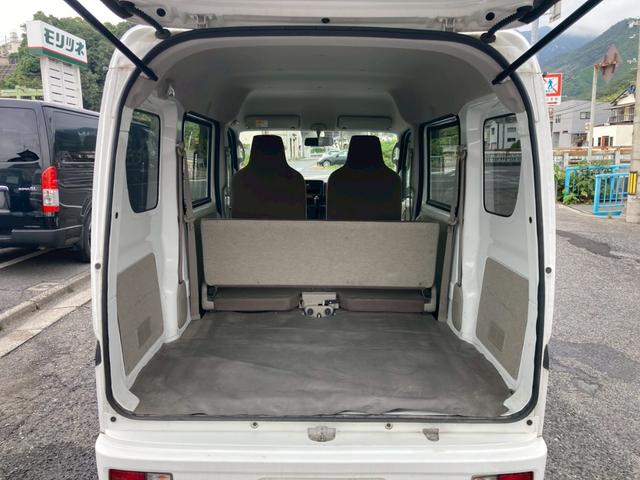 ＮＶ１００クリッパーバン ＤＸ　ハイルーフ　５ＡＧＳ車　ラジオチューナー　エアコン　パワステ　Ｗエアバッグ　衝突安全ボディ（14枚目）