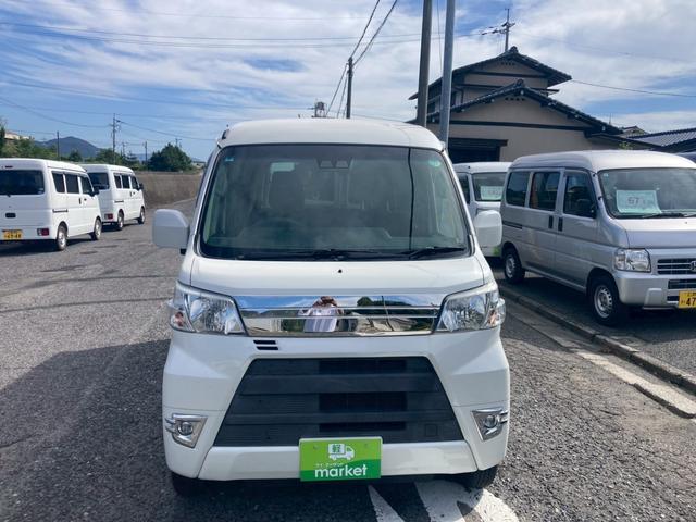 ハイゼットカーゴ クルーズＳＡＩＩＩ　ハイルーフ　インパネ４速ＡＴ　衝突被害軽減ブレーキ　車線逸脱警報装置　横滑り防止装置　ハイビームアシスト　パーキングセンサー　エアコン　パワステ　パワーウィンドウ　Ｗエアバッグ（8枚目）