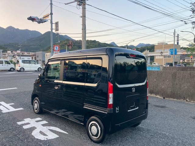 N-VAN+スタイル ファン ホンダセンシング 社外ナビ バックモニター 衝突被害軽減ブレーキ 車線逸脱警報装置 横滑り防止装置 オートエアコン LEDヘッドライト プッシュスタート スマートキー 盗難警報装置(15枚目)