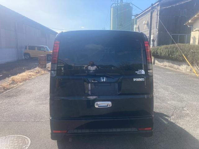 当社のお車はバン・トラックをメインとして取り揃えております。