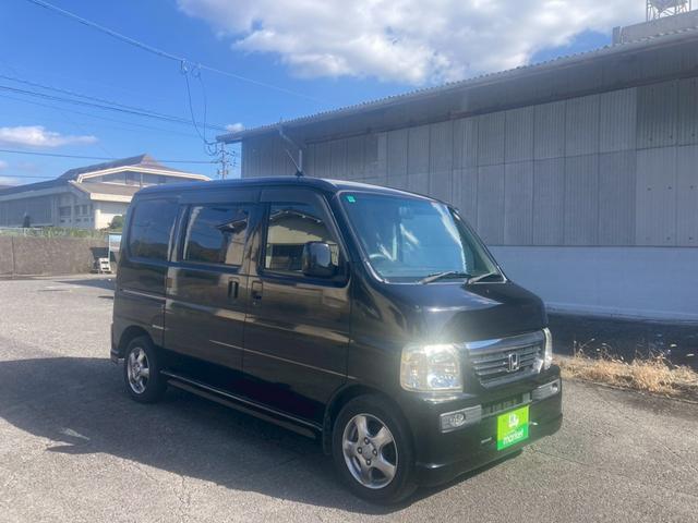 バンやトラックは、お仕事や日常生活で大活躍すること間違いなしです！