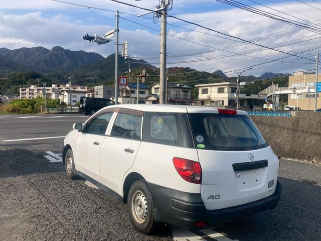 当店は板金塗装をメインでやっている会社で事故など何かありましたらいつでもお電話下さい♪