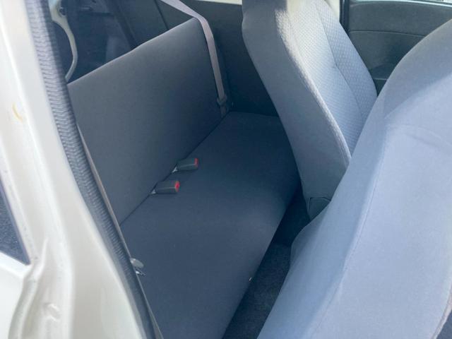 プレオ Ａ　３ドアバン　ＣＶＴ　ラジオチューナー　エアコン　パワステ　パワーウィンドウ　Ｗエアバッグ　ＡＢＳ　キーレスエントリー　盗難警報装置（19枚目）