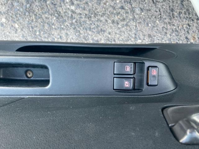 プレオ Ａ　３ドアバン　ＣＶＴ　ラジオチューナー　エアコン　パワステ　パワーウィンドウ　Ｗエアバッグ　ＡＢＳ　キーレスエントリー　盗難警報装置（23枚目）