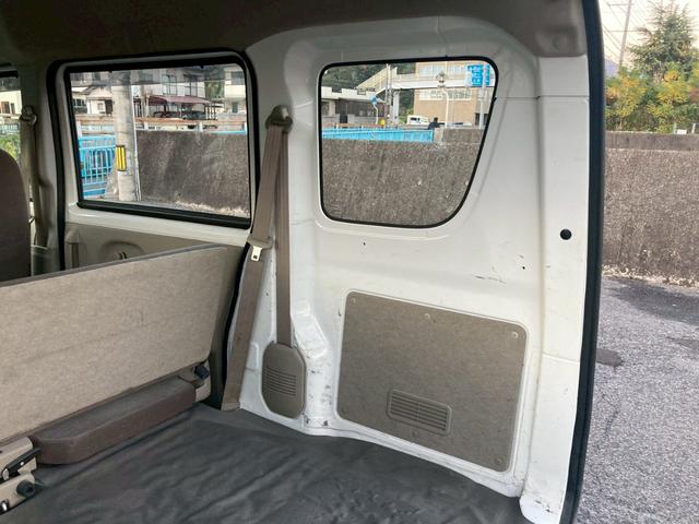 ＮＶ１００クリッパーバン ＤＸ　ハイルーフ　４ＷＤ　５ＡＧＳ車　社外ワンセグナビ　エアコン　パワステ　Ｗエアバッグ　衝突安全ボディ（23枚目）
