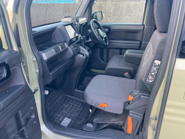 Ｎ－ＶＡＮ＋スタイル ファン・ターボホンダセンシング　純正ナビ　バックカメラ　アダプティブクルーズコントロール　衝突被害軽減ブレーキ　車線逸脱警報装置　横滑り防止装置　オートエアコン　ＬＥＤヘッドライト　プッシュスタート　スマートキー　盗難警報装置（17枚目）