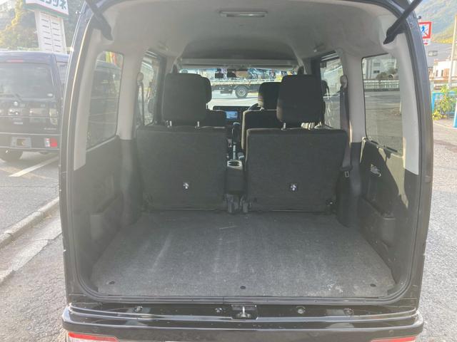 当店は板金塗装をメインでやっている会社で事故など何かありましたらいつでもお電話下さい♪