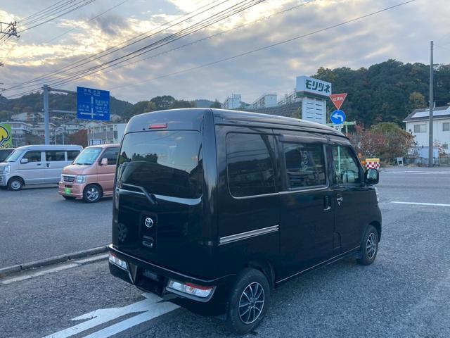 ピクシスバン クルーズターボ　ＳＡＩＩＩ　インパネ４速ＡＴ　衝突被害軽減ブレーキ　車線逸脱警報装置　横滑り防止装置　パーキングセンサー　ＬＥＤヘッドライト　キーレスエントリー　エアコン　パワステ　パワーウィンドウ（14枚目）