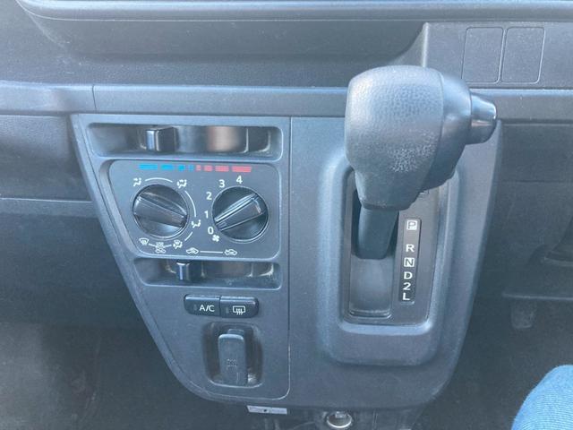 ピクシスバン クルーズターボ　ＳＡＩＩＩ　インパネ４速ＡＴ　衝突被害軽減ブレーキ　車線逸脱警報装置　横滑り防止装置　パーキングセンサー　ＬＥＤヘッドライト　キーレスエントリー　エアコン　パワステ　パワーウィンドウ（20枚目）