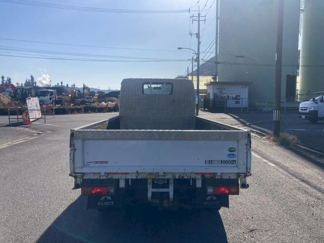 キャンター 平ボディ ディーゼルターボ 積載量2.0t インパネ5速MT ラジオチューナー エアコン パワステ パワーウィンドウ フロントフォグランプ(8枚目)