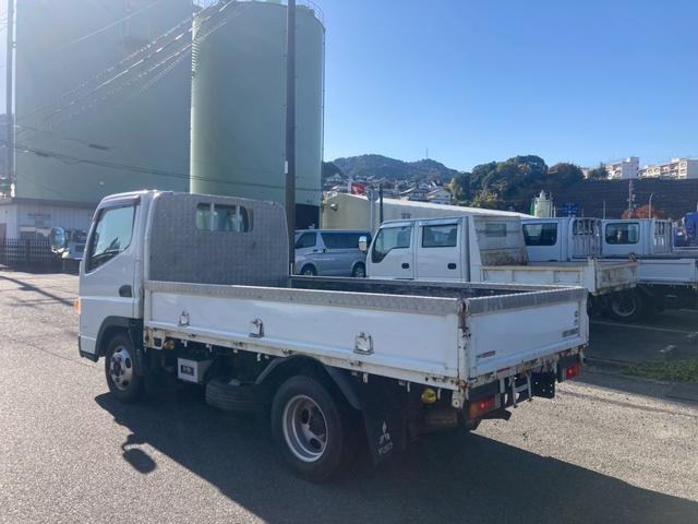 キャンター 平ボディ ディーゼルターボ 積載量2.0t インパネ5速MT ラジオチューナー エアコン パワステ パワーウィンドウ フロントフォグランプ(13枚目)
