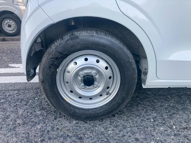 アルト VP オートギヤシフト 社外ナビ バックモニター BLUETOOTHオーディオ ABS キーレスエントリー 盗難警報装置 エアコン パワステ パワーウィンドウ Wエアバッグ(26枚目)