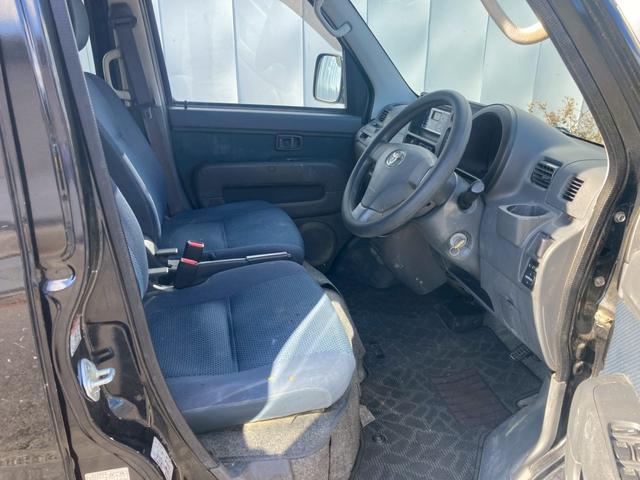 ピクシスバン クルーズターボ　ハイルーフ　ユーザー下取り車　インパネ４速ＡＴ　純正ＣＤオーディオ　エアコン　パワステ　パワーウィンドウ　Ｗエアバッグ　キーレスエントリー　衝突安全ボディ（17枚目）