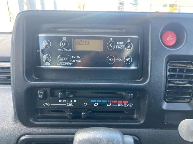 ピクシスバン クルーズターボ　ハイルーフ　ユーザー下取り車　インパネ４速ＡＴ　純正ＣＤオーディオ　エアコン　パワステ　パワーウィンドウ　Ｗエアバッグ　キーレスエントリー　衝突安全ボディ（20枚目）