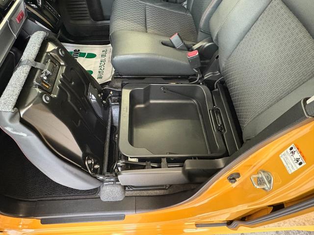 スペーシアカスタム ハイブリッドＸＳ　衝突被害軽減システム　車線逸脱警報　外品ナビＴＶ　Ｂｌｕｅｔｏｏｔｈ　バックカメラ　ＥＴＣ　タイヤ４本新品　両側パワスラ　ＬＥＤヘッドライト　ＬＥＤフォグランプ　ハーフレザーシート　シートヒーター　リアパーキングセンサー　スマートキー（56枚目）