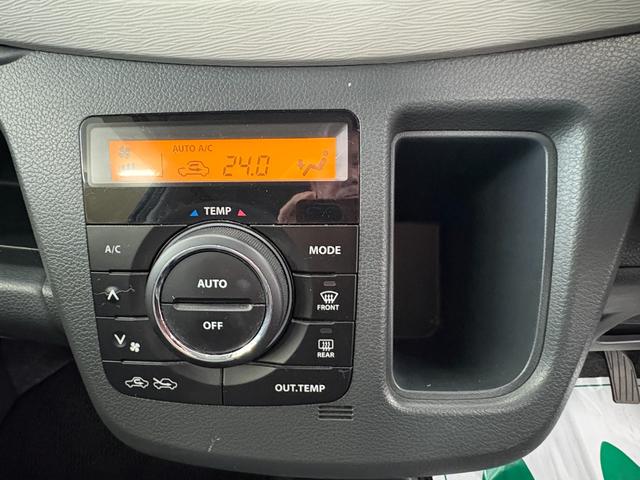 ワゴンＲ ＦＸ　５速マニュアル　純正オーディオ　走行３００００キロ　ＡＵＸ入力　前後ドライブレコーダー　運転席シートヒーター　オートエアコン　フルフラット　キーレス　電動格納ミラー　アイドリングストップ　禁煙車（12枚目）