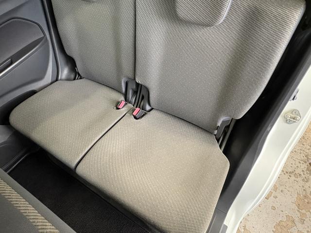 ワゴンＲ ＦＸ　５速マニュアル　純正オーディオ　走行３００００キロ　ＡＵＸ入力　前後ドライブレコーダー　運転席シートヒーター　オートエアコン　フルフラット　キーレス　電動格納ミラー　アイドリングストップ　禁煙車（23枚目）