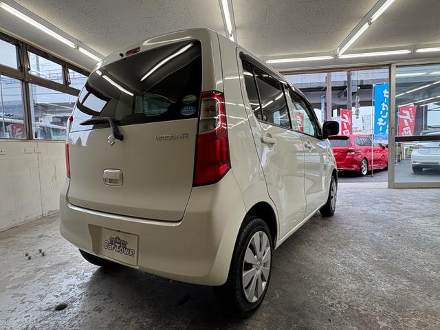 ワゴンＲ ＦＸ　５速マニュアル　純正オーディオ　走行３００００キロ　ＡＵＸ入力　前後ドライブレコーダー　運転席シートヒーター　オートエアコン　フルフラット　キーレス　電動格納ミラー　アイドリングストップ　禁煙車（26枚目）