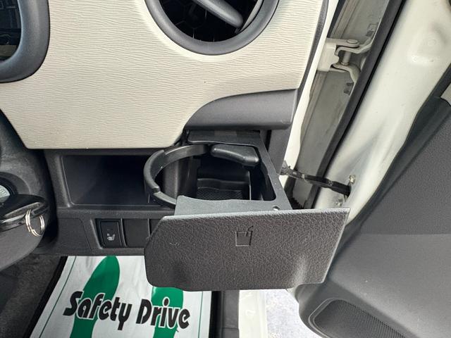 ワゴンＲ ＦＸ　５速マニュアル　純正オーディオ　走行３００００キロ　ＡＵＸ入力　前後ドライブレコーダー　運転席シートヒーター　オートエアコン　フルフラット　キーレス　電動格納ミラー　アイドリングストップ　禁煙車（38枚目）