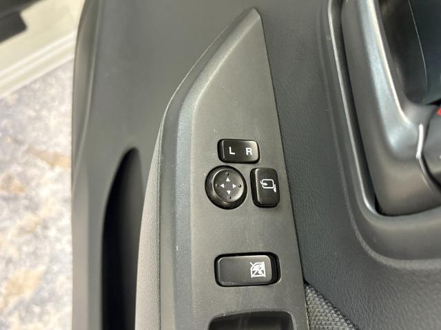 ワゴンＲ ＦＸ　５速マニュアル　純正オーディオ　走行３００００キロ　ＡＵＸ入力　前後ドライブレコーダー　運転席シートヒーター　オートエアコン　フルフラット　キーレス　電動格納ミラー　アイドリングストップ　禁煙車（44枚目）