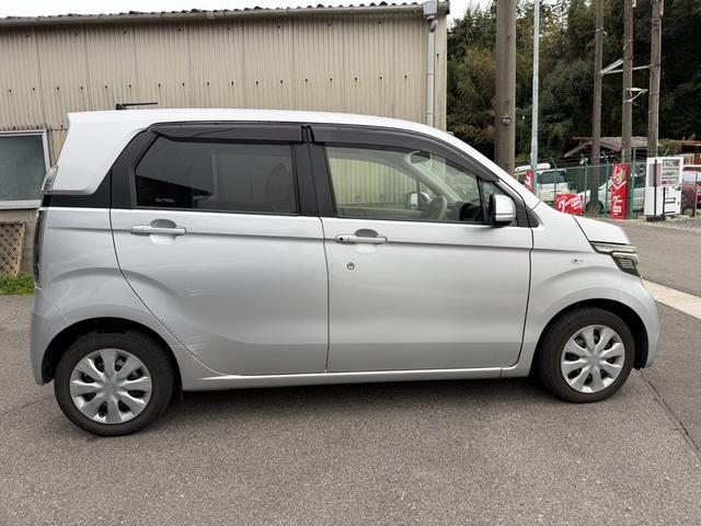 Ｎ－ＷＧＮ Ｇ　ＣＤ　ミュージックプレイヤー接続可　スマートキー　オートエアコン　電動格納ミラー　ベンチシート　アイドリングストップ　盗難防止システム　ＡＢＳ　横滑り防止装置　パワーウィンドウ　パワーステアリング（14枚目）