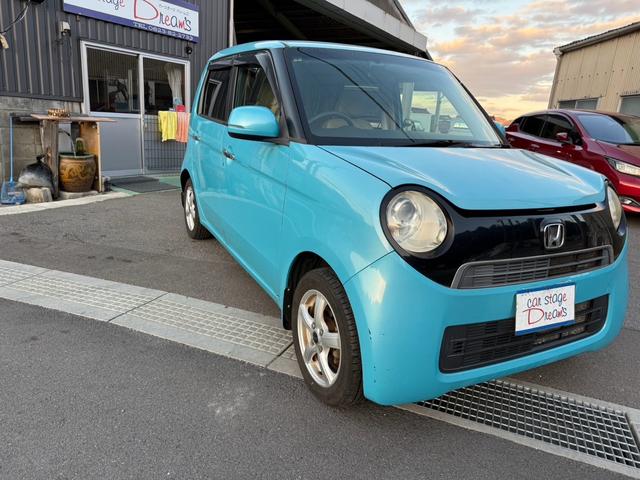 N-ONE G・Lパッケージ CD HIDヘッドライト スマートキー オートエアコン 電動格納ミラー ベンチシート アルミホイール ABS 横滑り防止装置 パワーウィンドウ パワステ 盗難防止システム アイドリングストップ(3枚目)