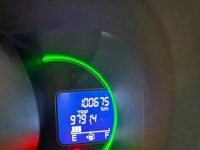 N-ONE G・Lパッケージ CD HIDヘッドライト スマートキー オートエアコン 電動格納ミラー ベンチシート アルミホイール ABS 横滑り防止装置 パワーウィンドウ パワステ 盗難防止システム アイドリングストップ(5枚目)