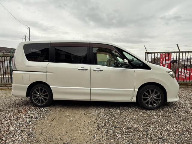 セレナ ハイウェイスター 8人乗り 前後ドライブレコーダー ETC ナビ フルセグTV Bluetooth CD DVD スマートキー オートエアコン 電動格納ミラー AW17インチ ABS 横滑り防止装置 3列シート(19枚目)