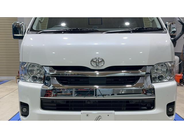 ハイエースワゴン グランドキャビン 登録済未使用車 禁煙車 10人乗り 左側電動スライドドア 衝突被害軽減システム レーンアシスト スマートキー LEDヘッドライト オートエアコン バックソナー デジタルインナーミラー(4枚目)