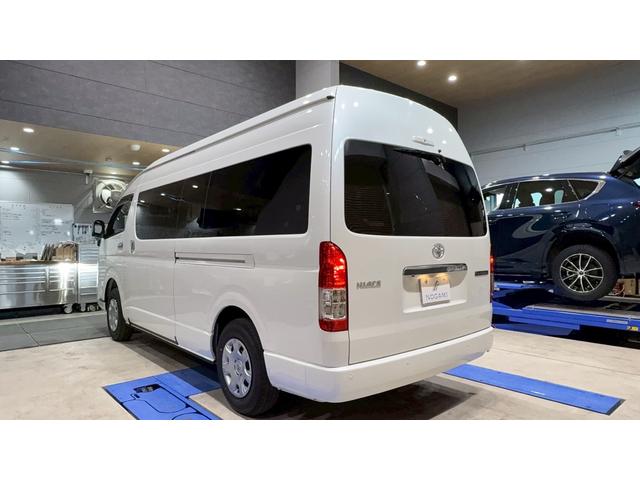 ハイエースワゴン グランドキャビン 登録済未使用車 禁煙車 10人乗り 左側電動スライドドア 衝突被害軽減システム レーンアシスト スマートキー LEDヘッドライト オートエアコン バックソナー デジタルインナーミラー(8枚目)