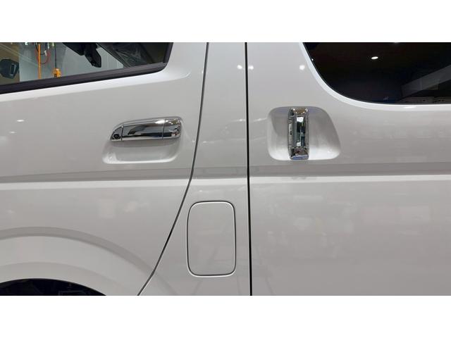 ハイエースワゴン グランドキャビン 登録済未使用車 禁煙車 10人乗り 左側電動スライドドア 衝突被害軽減システム レーンアシスト スマートキー LEDヘッドライト オートエアコン バックソナー デジタルインナーミラー(29枚目)