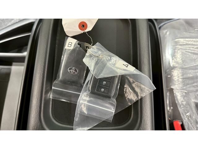 ハイエースワゴン グランドキャビン 登録済未使用車 禁煙車 10人乗り 左側電動スライドドア 衝突被害軽減システム レーンアシスト スマートキー LEDヘッドライト オートエアコン バックソナー デジタルインナーミラー(47枚目)