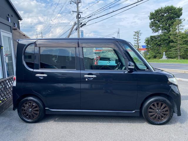 タント カスタムＸリミテッド　スマートキー　パワースライドドア　ＥＴＣ　バックカメラ　新品タイヤ　ナビ　テレビ　ＣＤ　ＳＤ　ミュージックサーバー　オートエアコン　ＨＩＤ　ベンチシート　衝突安全ボディ　新品タイヤバッテリー付き（7枚目）