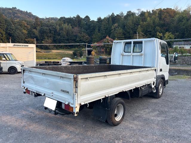 タイタンダッシュ （4枚目）