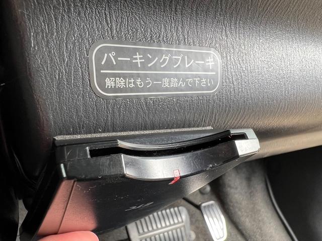 ＲＳ　４ＷＤ　ＥＴＣ　ナビ　ＴＶ　キーレスエントリー　電動格納ミラー　ベンチシート　ＣＶＴ　ＣＤ　ＵＳＢ　アルミホイール　衝突安全ボディ　エアコン　パワーステアリング(10枚目)