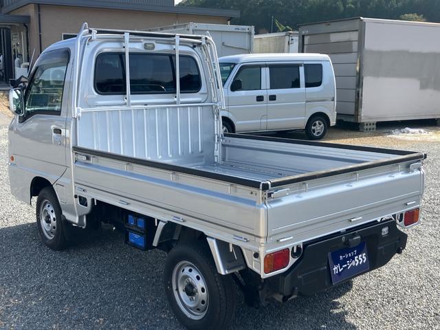 サンバートラック TC-SC 4WD MT キーレスエントリー 電動格納ミラー エアコン パワーステアリング パワーウィンドウ 運転席エアバッグ 助手席エアバッグ(16枚目)