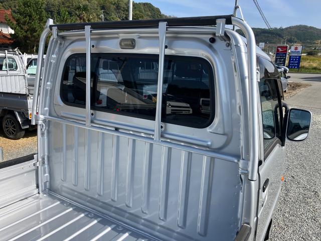 サンバートラック TC-SC 4WD MT キーレスエントリー 電動格納ミラー エアコン パワーステアリング パワーウィンドウ 運転席エアバッグ 助手席エアバッグ(18枚目)