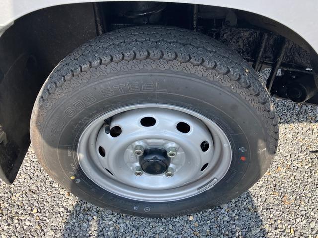 サンバートラック TC-SC 4WD MT キーレスエントリー 電動格納ミラー エアコン パワーステアリング パワーウィンドウ 運転席エアバッグ 助手席エアバッグ(20枚目)