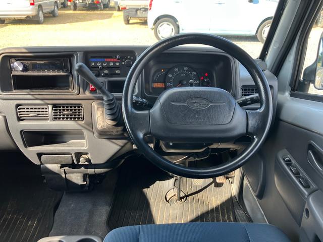 サンバーバン ディアス　４ＷＤ　ＡＴ　ＥＴＣ　両側スライドドア　エアコン　パワーウィンドウ　運転席エアバッグ　助手席エアバッグ（3枚目）