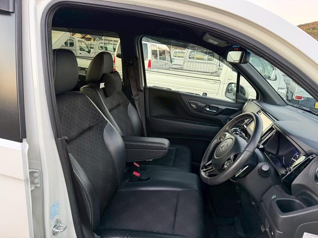 ご覧頂きまして誠に有難うございます！！是非ご来店して頂き、実際にご覧になって頂ければと思います。お客様からのご連絡をスタッフ一同、心よりお待ちしております