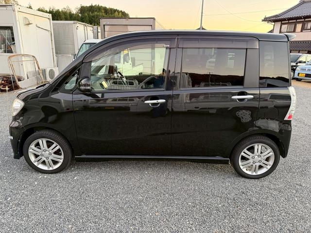 タントエグゼ カスタムＲＳ　４ＷＤ　ドライブレコーダー　ＥＴＣ　ＴＶ　ＨＩＤ　スマートキー　電動格納ミラー　ＣＶＴ　盗難防止システム　ＡＢＳ　アルミホイール　衝突安全ボディ　エアコン　パワーステアリング　パワーウィンドウ（19枚目）