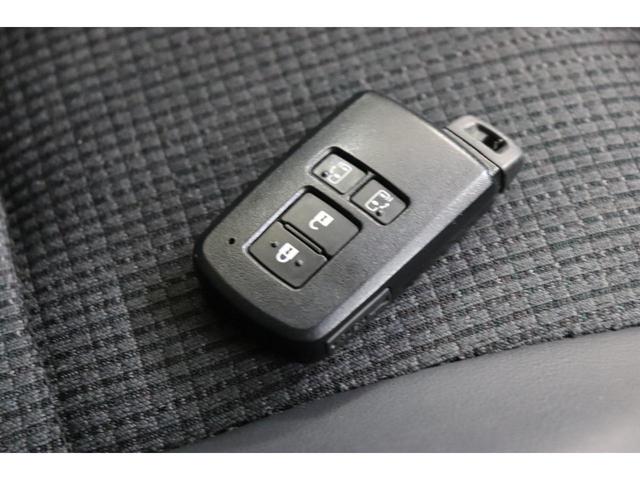 G Cuero 7人乗り 無事故車 7人乗り プッシュスタート 純正ナビ フルセグ DVD MSV BT バックカメラ トヨタセーフティセンス LDA オートハイビーム 両側パワースライドドア ETC LEDオートライト(56枚目)