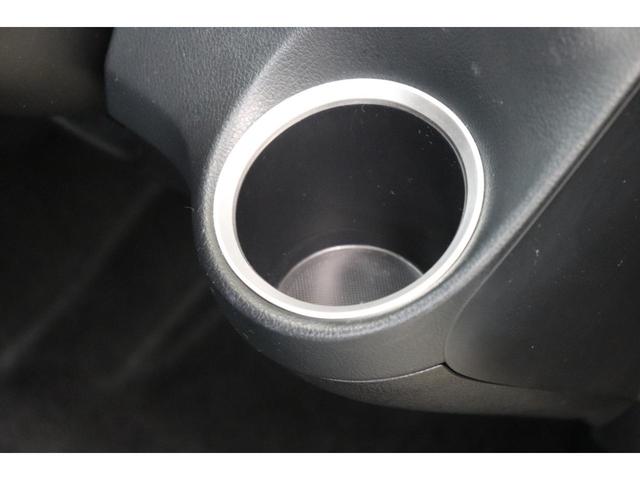 G Cuero 7人乗り 無事故車 7人乗り プッシュスタート 純正ナビ フルセグ DVD MSV BT バックカメラ トヨタセーフティセンス LDA オートハイビーム 両側パワースライドドア ETC LEDオートライト(59枚目)